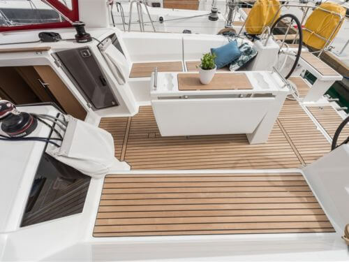 Beneteau Oceanis 38.1