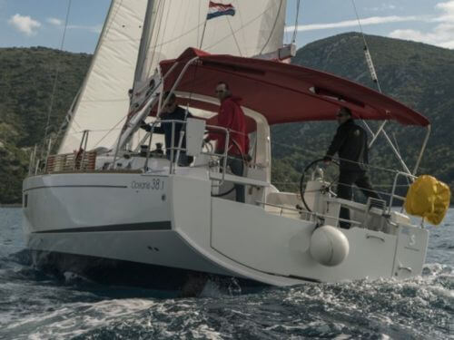 Beneteau Oceanis 38.1