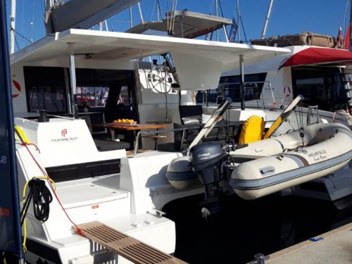 Fountaine Pajot Lucia 40