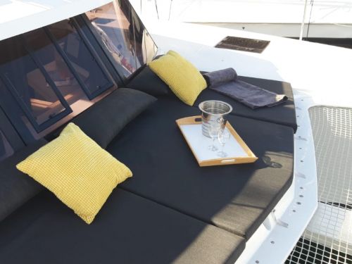 Fountaine Pajot Lucia 40