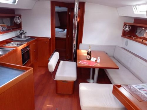 Beneteau Oceanis 45