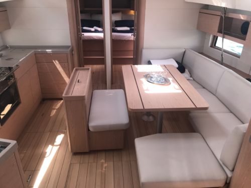 Beneteau Oceanis 46.1