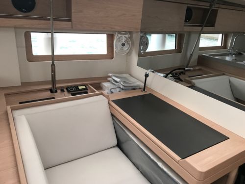 Beneteau Oceanis 51.1