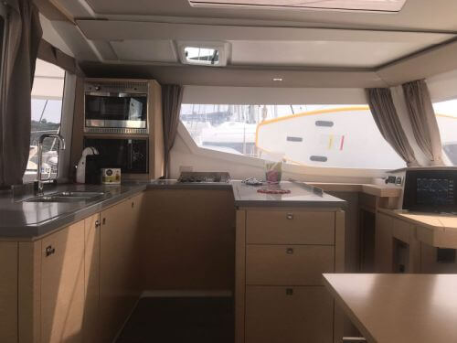 Fountaine Pajot Helia 44