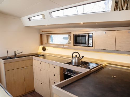 Beneteau Oceanis 48