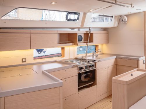 Beneteau Oceanis 46.1