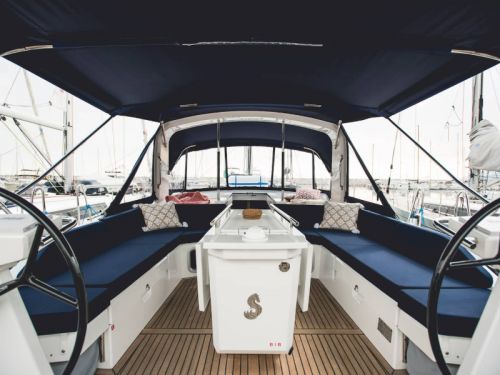 Beneteau Oceanis 51.1