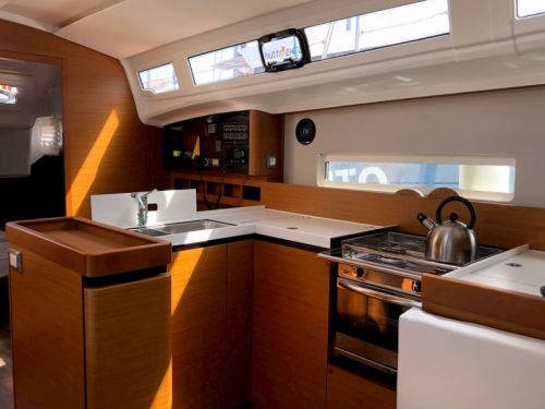 Jeanneau Sun Odyssey 410