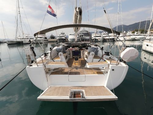 Hanse 418