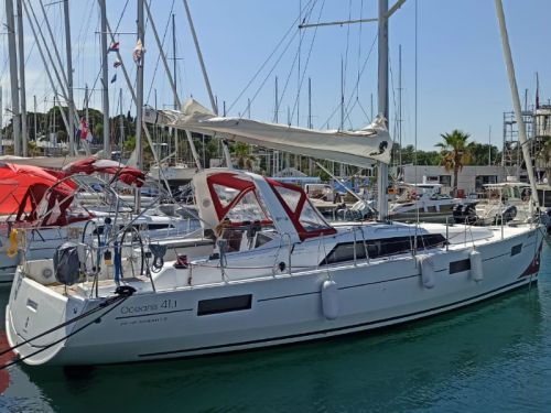 Beneteau Oceanis 41.1