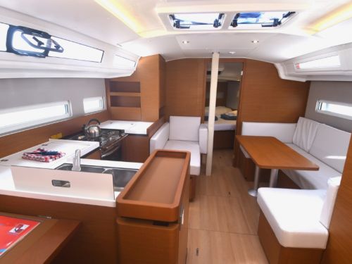 Jeanneau Sun Odyssey 410