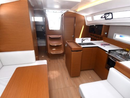 Jeanneau Sun Odyssey 410