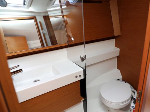 Jeanneau Sun Odyssey 410