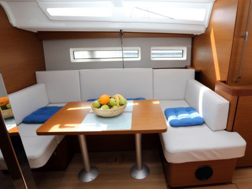 Jeanneau Sun Odyssey 440