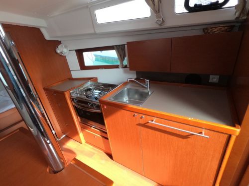 Beneteau Oceanis 35.1