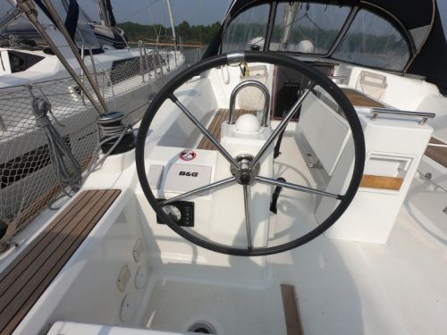 Beneteau Oceanis 35.1