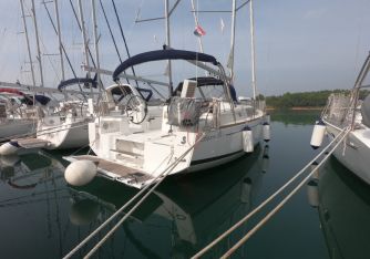 Yacht Offer