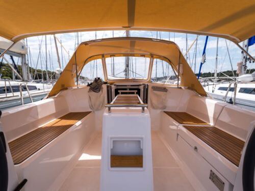 Beneteau Oceanis 38.1