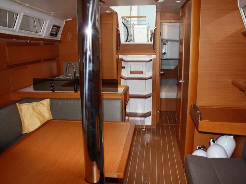 Jeanneau Sun Odyssey 379