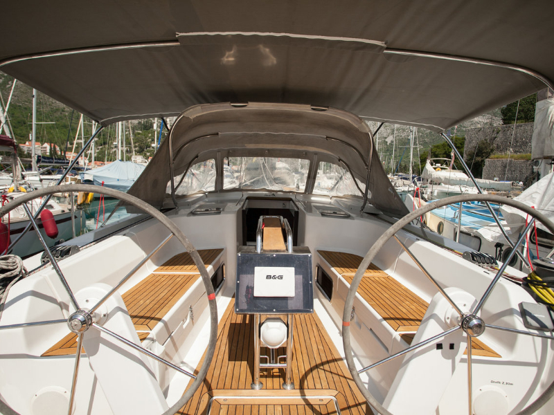 Hanse 445