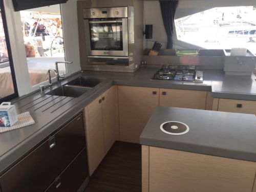 Fountaine Pajot Saona 47