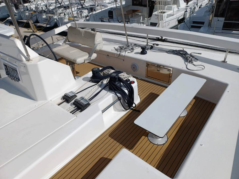 Dufour Catamaran 48