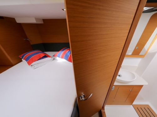 Dufour Catamaran 48