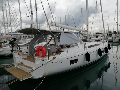 Beneteau Oceanis 51.1