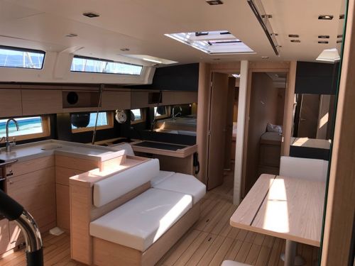 Beneteau Oceanis 51.1