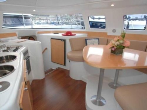 Fountaine Pajot Lavezzi 40
