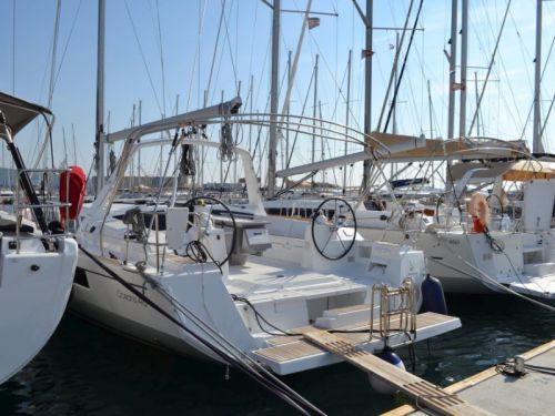 Beneteau Oceanis 48