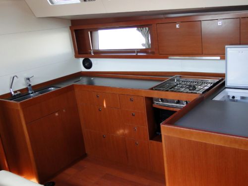 Beneteau Oceanis 48