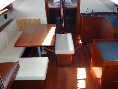 Beneteau Oceanis 48