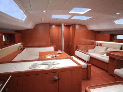 Beneteau Oceanis 54