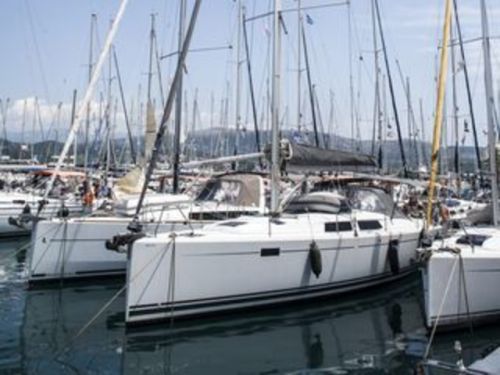 Hanse 415