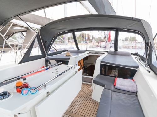 Beneteau Oceanis 46.1