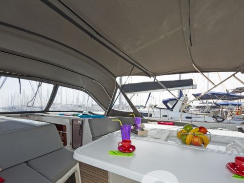 Beneteau Oceanis 51.1