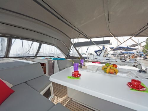 Beneteau Oceanis 51.1