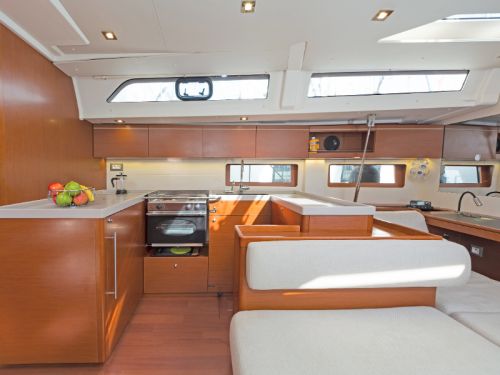 Beneteau Oceanis 51.1