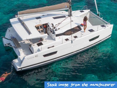 Fountaine Pajot Lucia 40