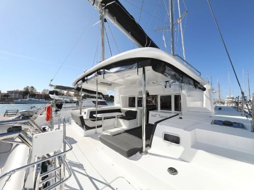 Lagoon 450