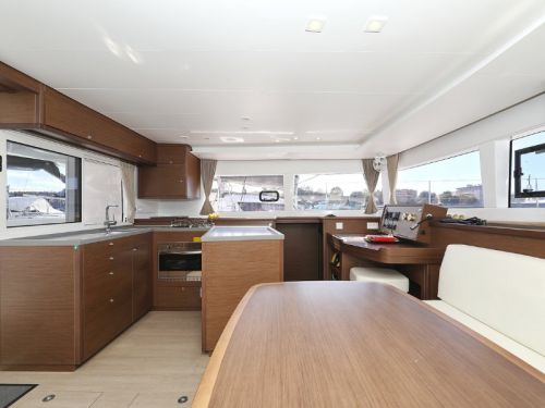 Lagoon 450