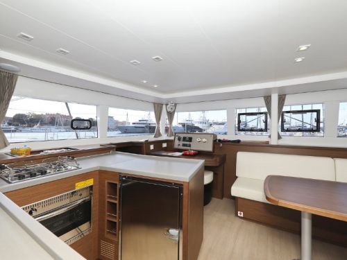 Lagoon 450