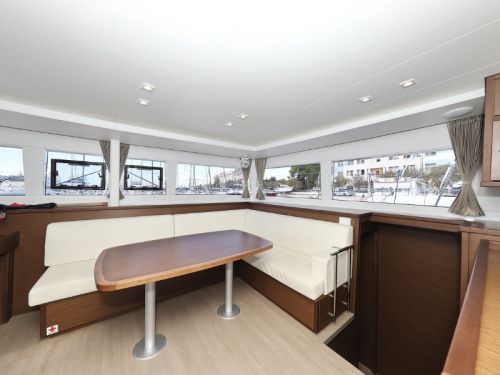 Lagoon 450