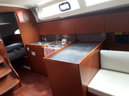 Beneteau Oceanis 41.1