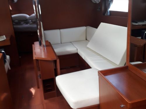 Beneteau Oceanis 41.1