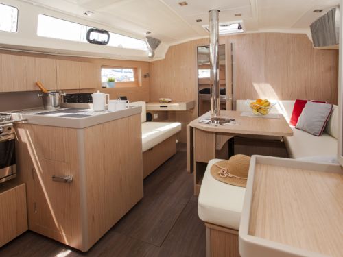 Beneteau Oceanis 41.1