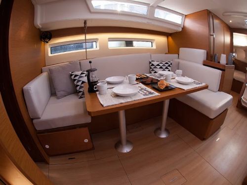 Jeanneau Sun Odyssey 490