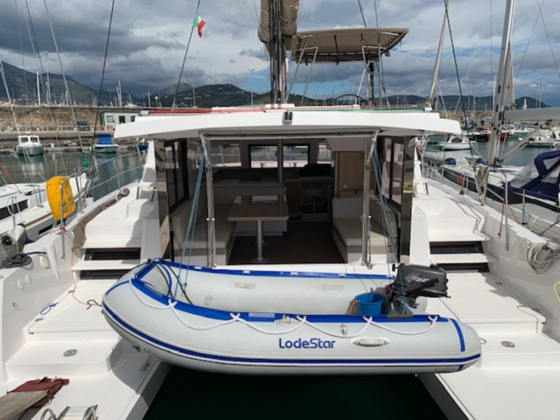 Lagoon 40