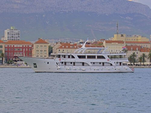 Motor Yacht